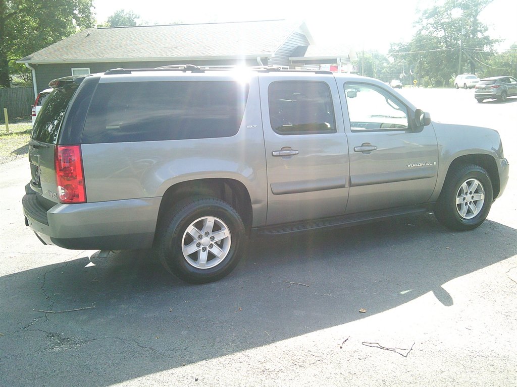 2008 GMC Yukon - $7,950