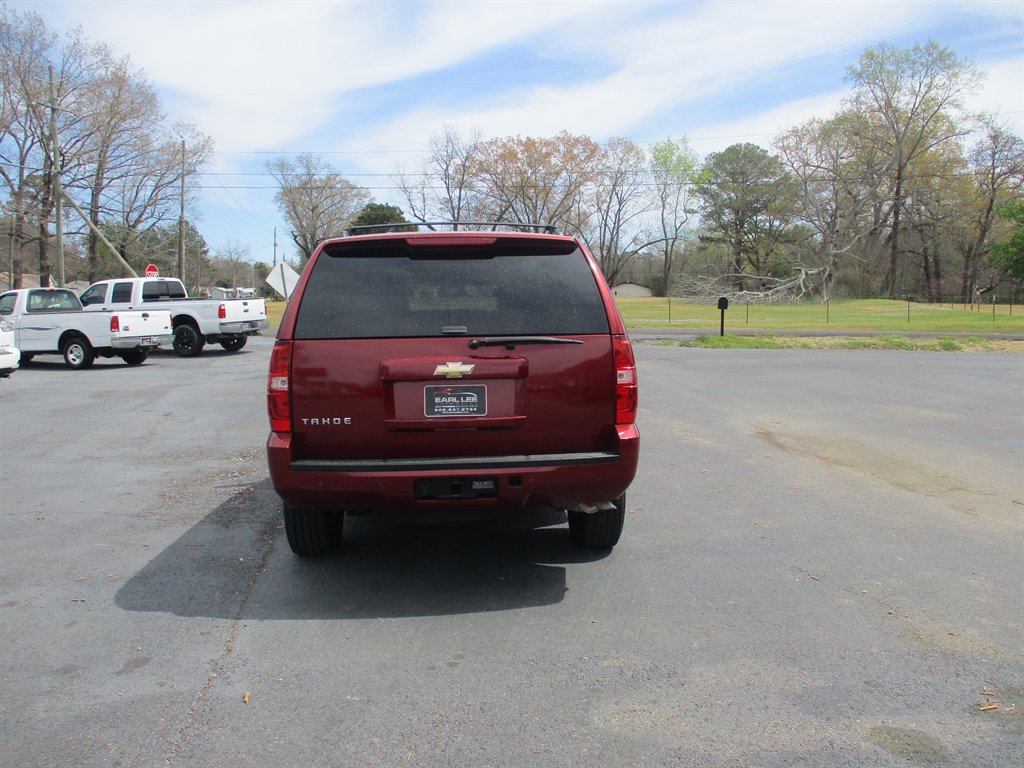 2011 Chevrolet Tahoe LT photo