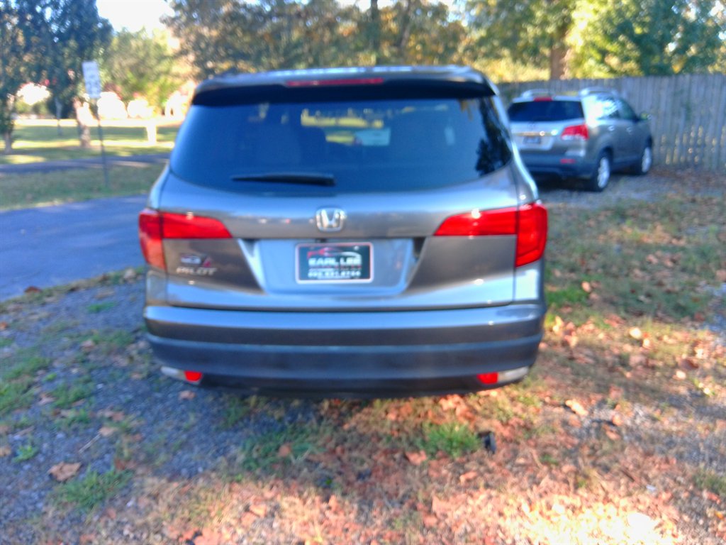 2016 Honda Pilot - $10,650