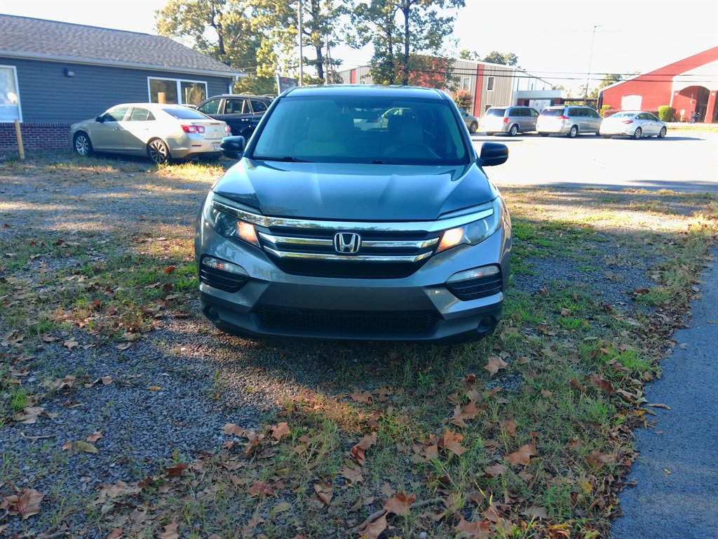 2016 Honda Pilot - $10,650
