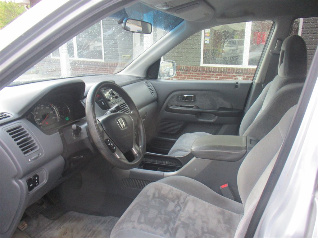 2004 Honda Pilot EX photo