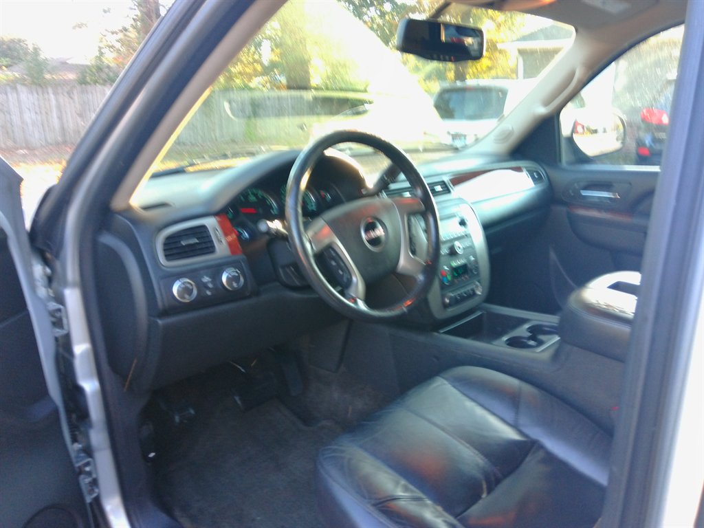 2012 GMC Yukon - $10,650