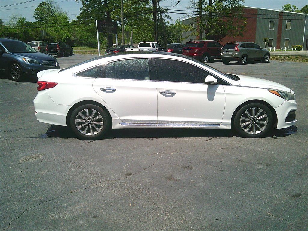 2016 Hyundai Sonata - $8,950