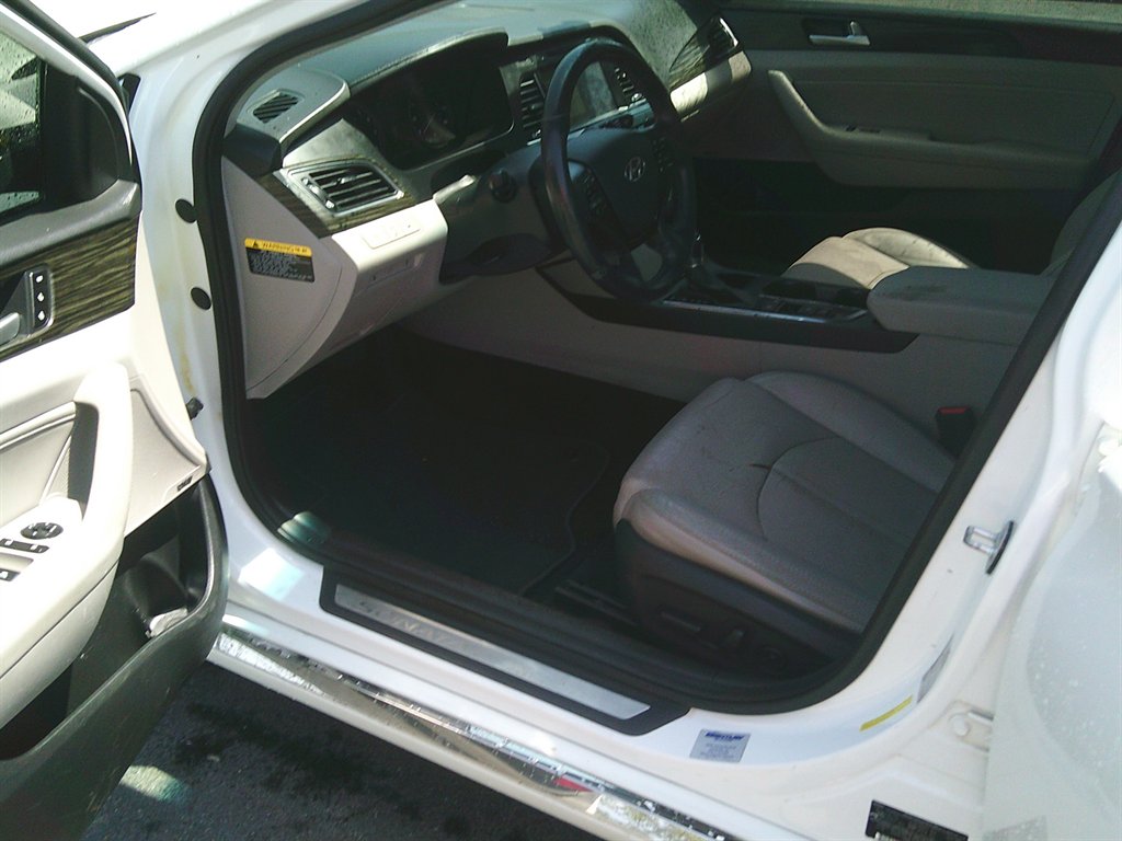 2016 Hyundai Sonata - $8,950
