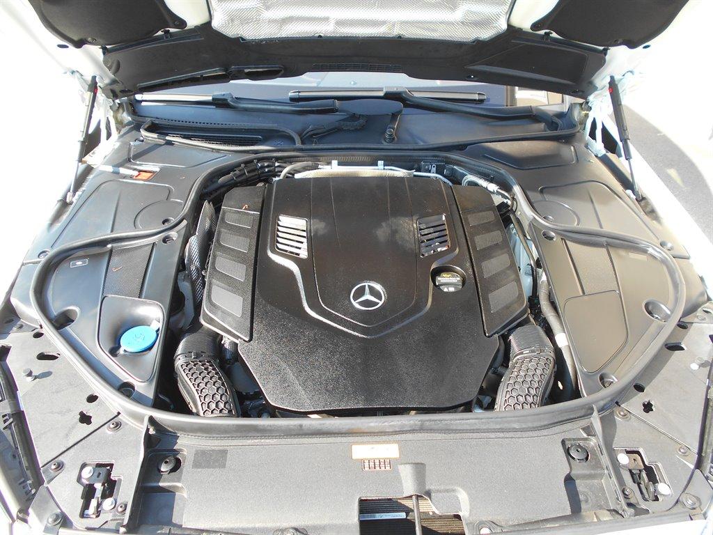 2018 Mercedes-Benz S-Class S560 photo