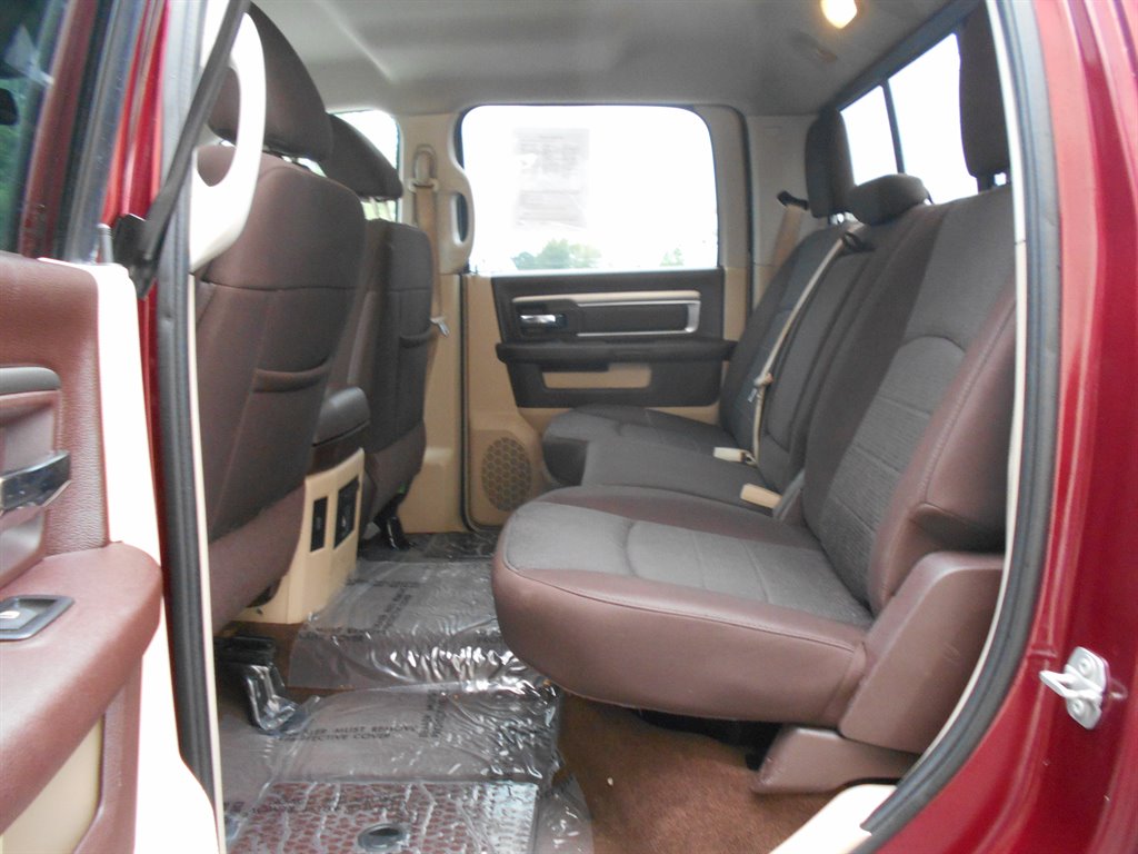 2016 RAM 1500 SLT photo