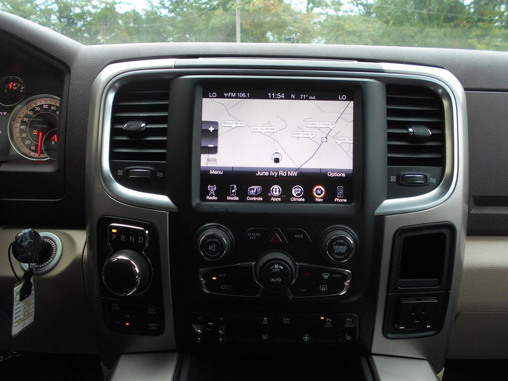 2016 RAM 1500 SLT photo