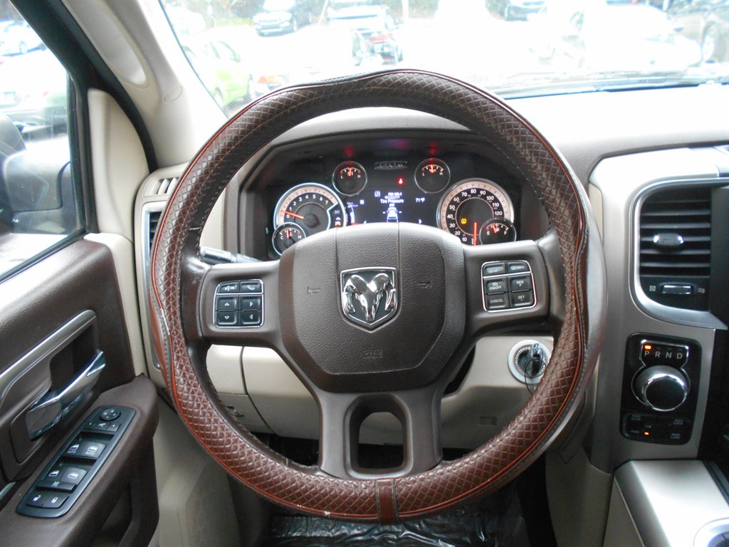 2016 RAM 1500 SLT photo