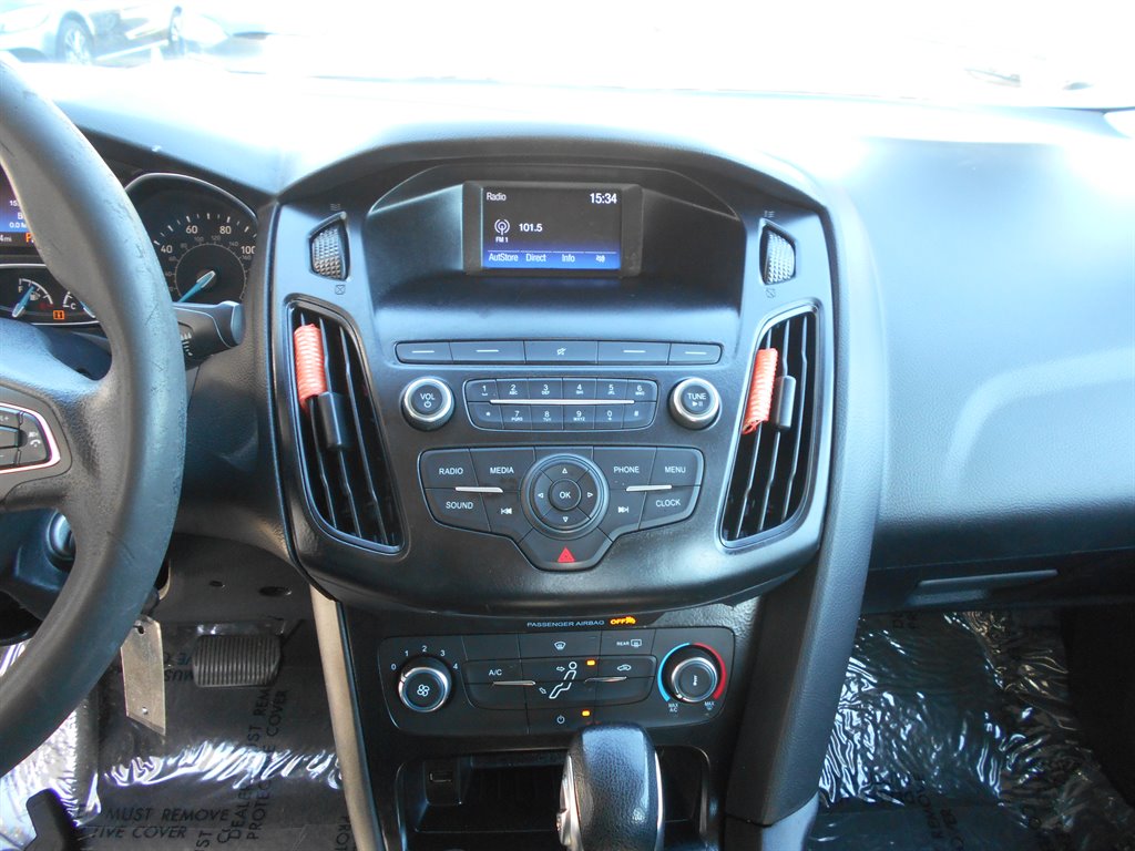 2018 Ford Focus S photo