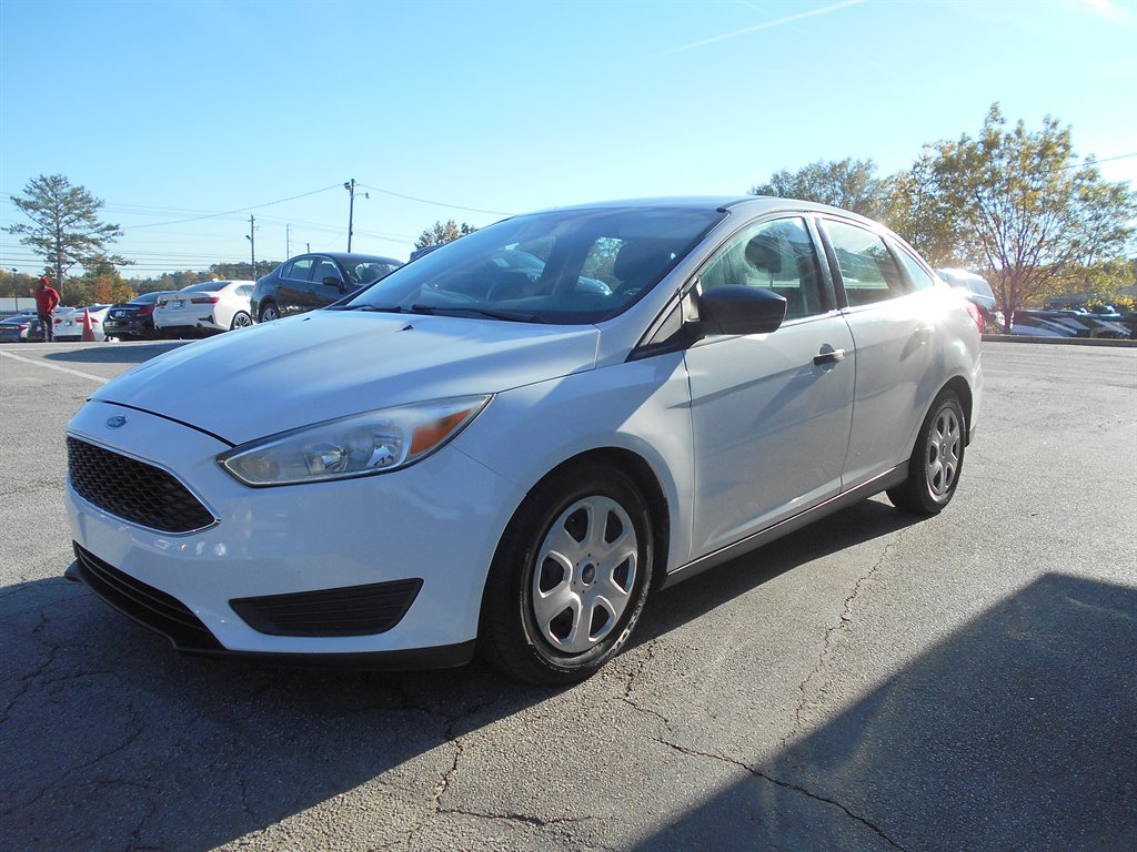 2018 Ford Focus S photo