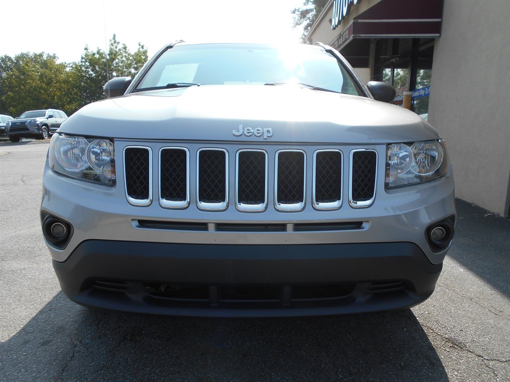 2017 Jeep Compass Sport photo