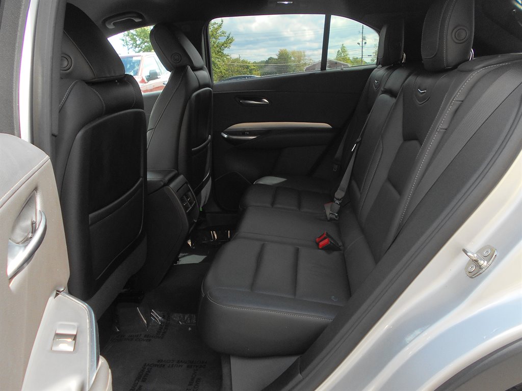 2022 Cadillac XT4 Premium Luxury photo