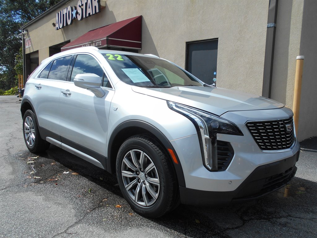 2022 Cadillac XT4 Premium Luxury photo
