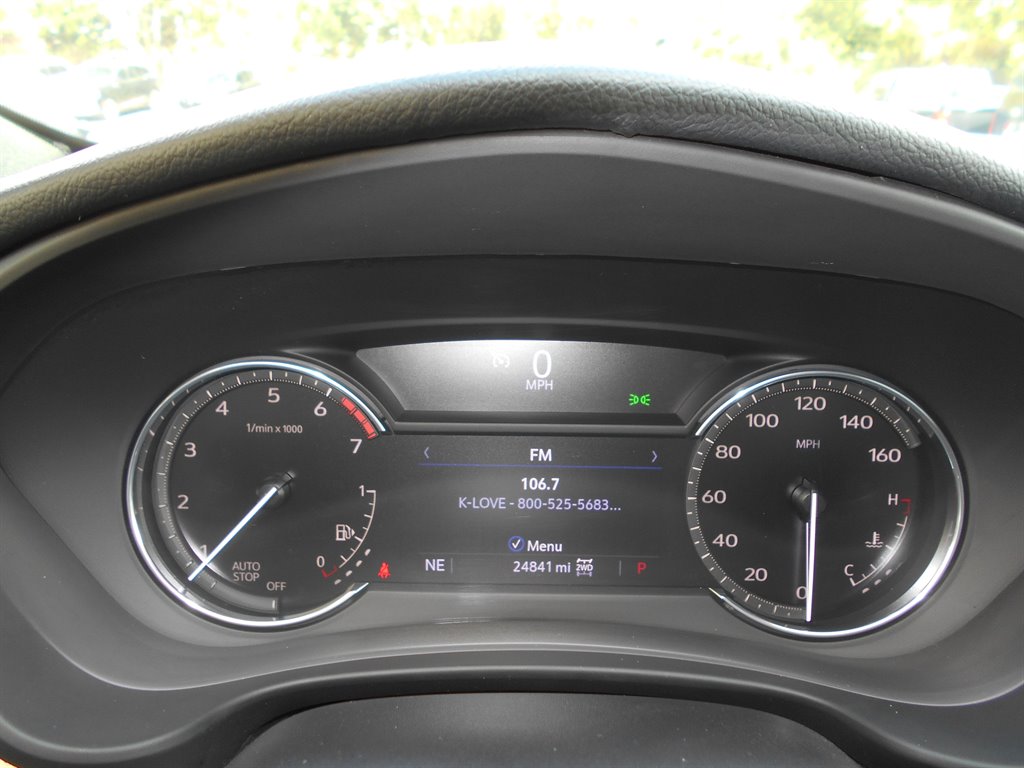 2022 Cadillac XT4 Premium Luxury photo