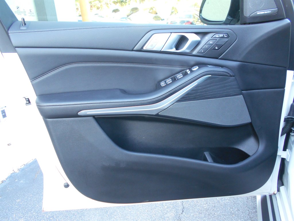 2019 BMW X7 Xdrive50i photo