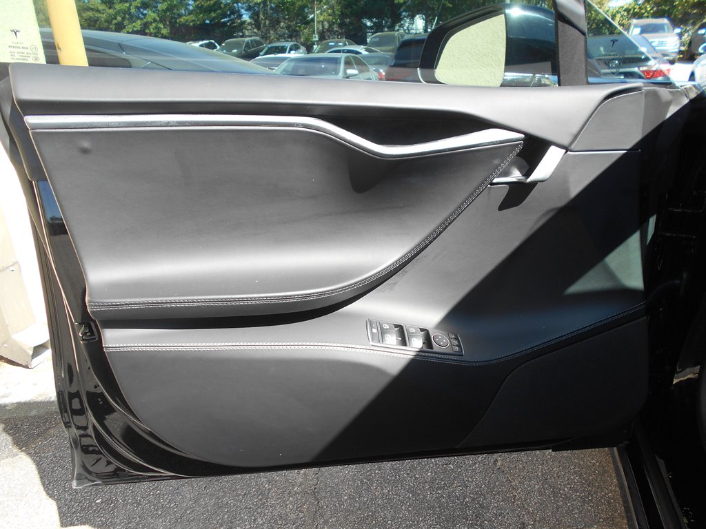 2018 Tesla Model S 100d photo