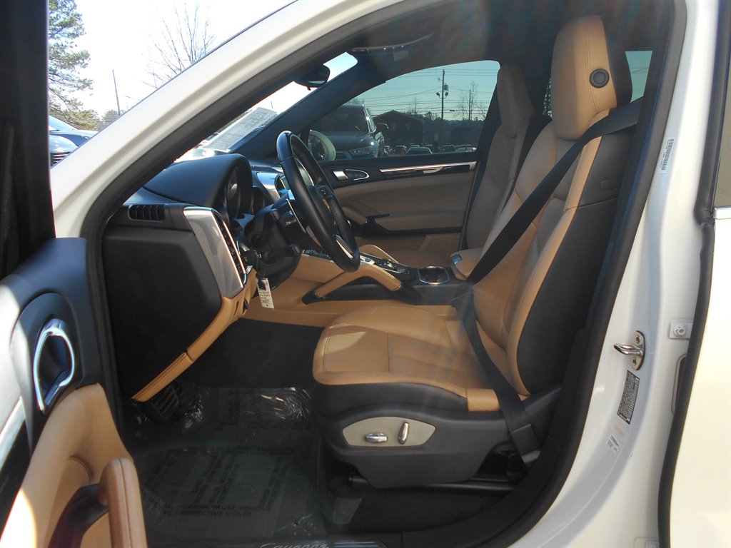 2018 Porsche Cayenne  photo