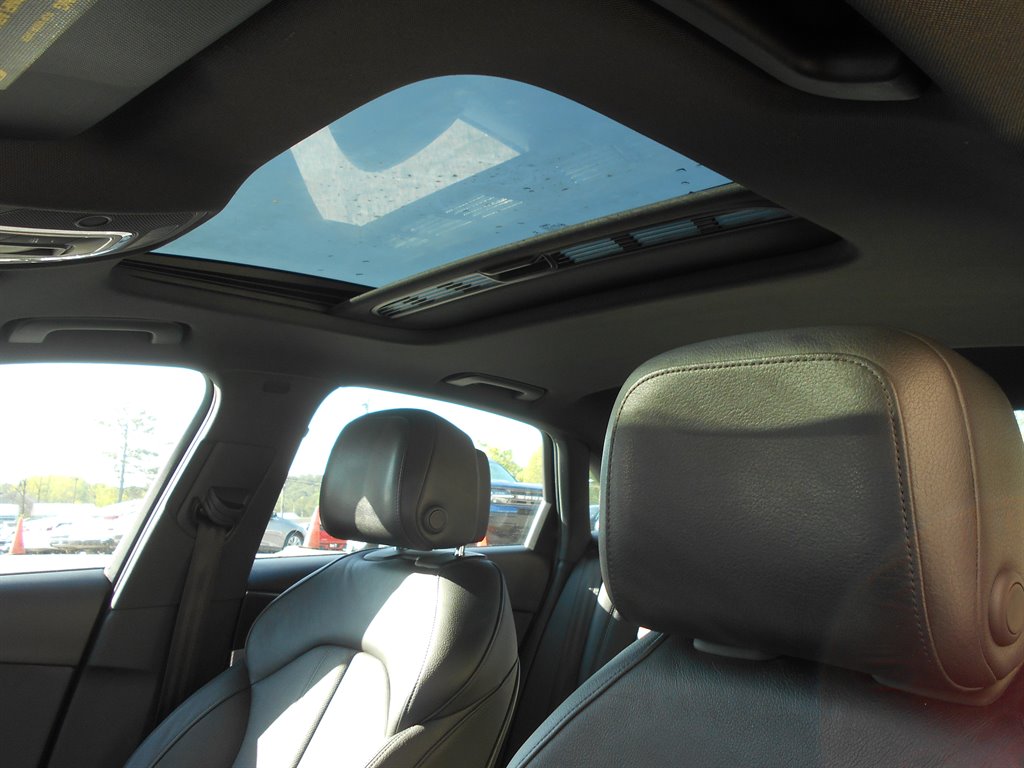 2017 Audi A4 Premium Plus photo