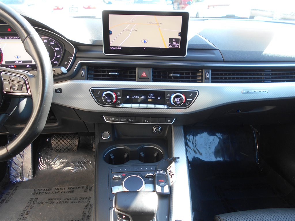 2017 Audi A4 Premium Plus photo