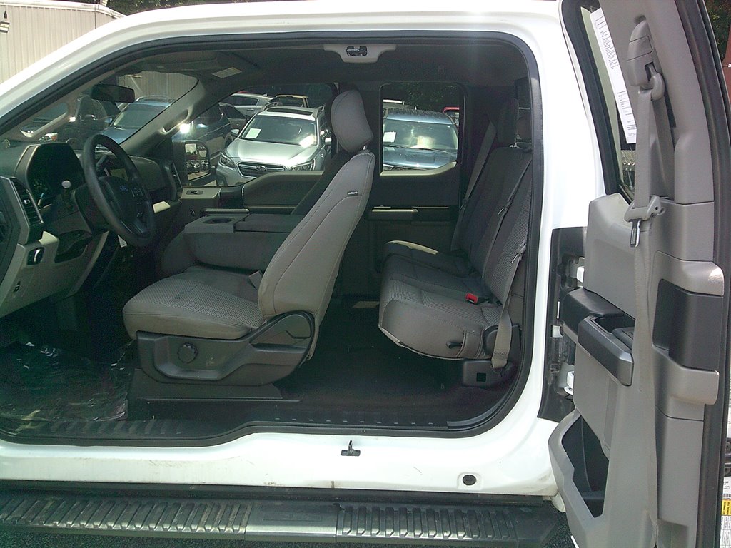 2020 Ford F-150 - $19,995