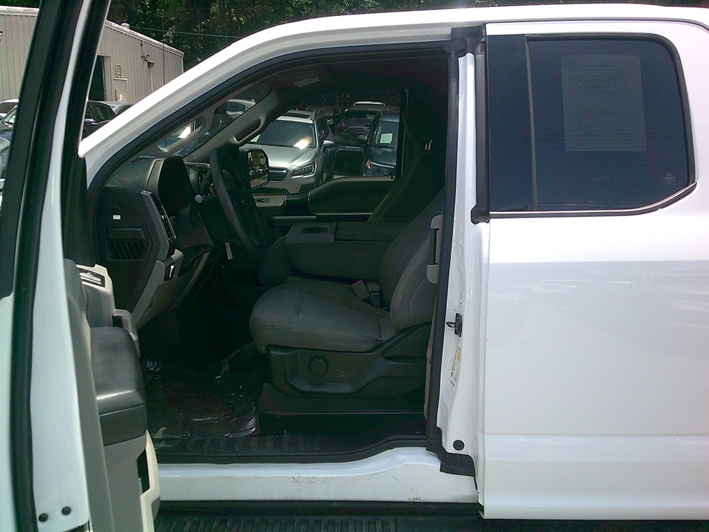 2020 Ford F-150 - $19,995