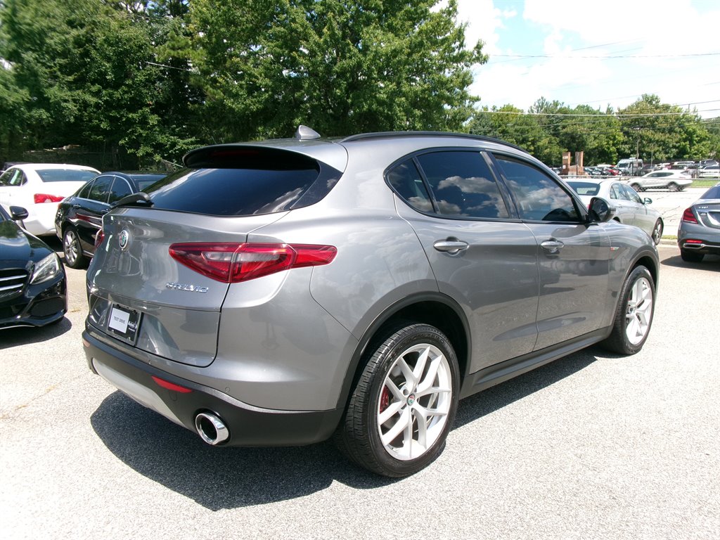 2019 Alfa Romeo Stelvio - $16,995