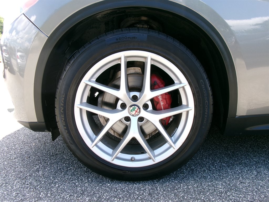 2019 Alfa Romeo Stelvio - $16,995