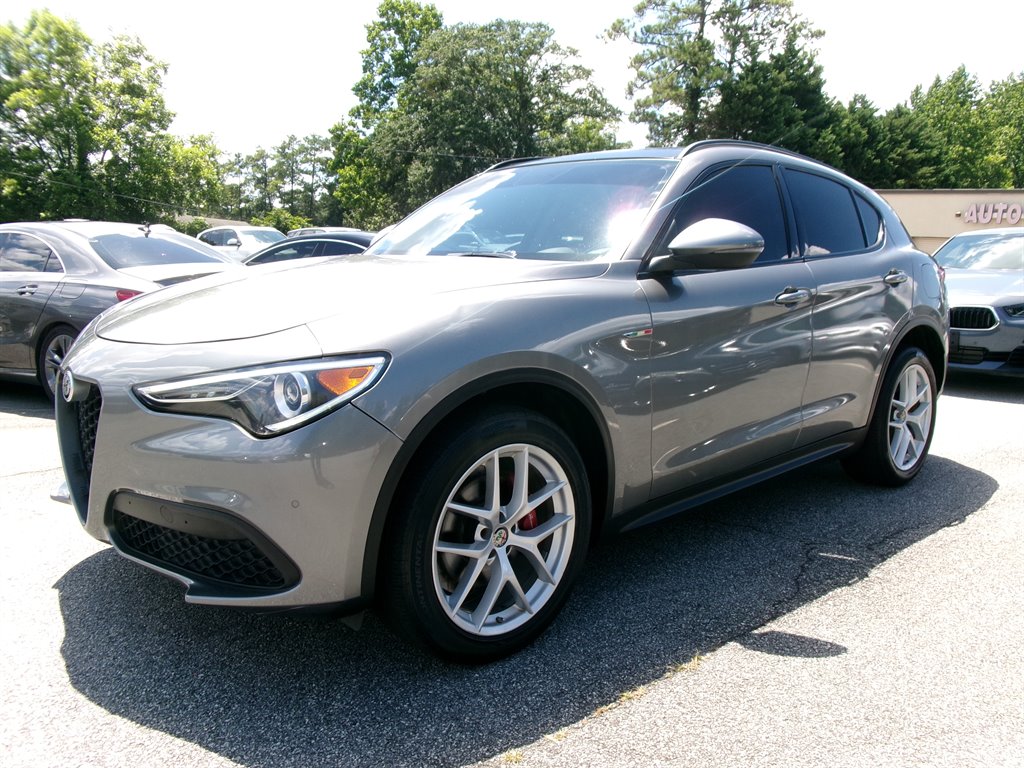 2019 Alfa Romeo Stelvio - $16,995
