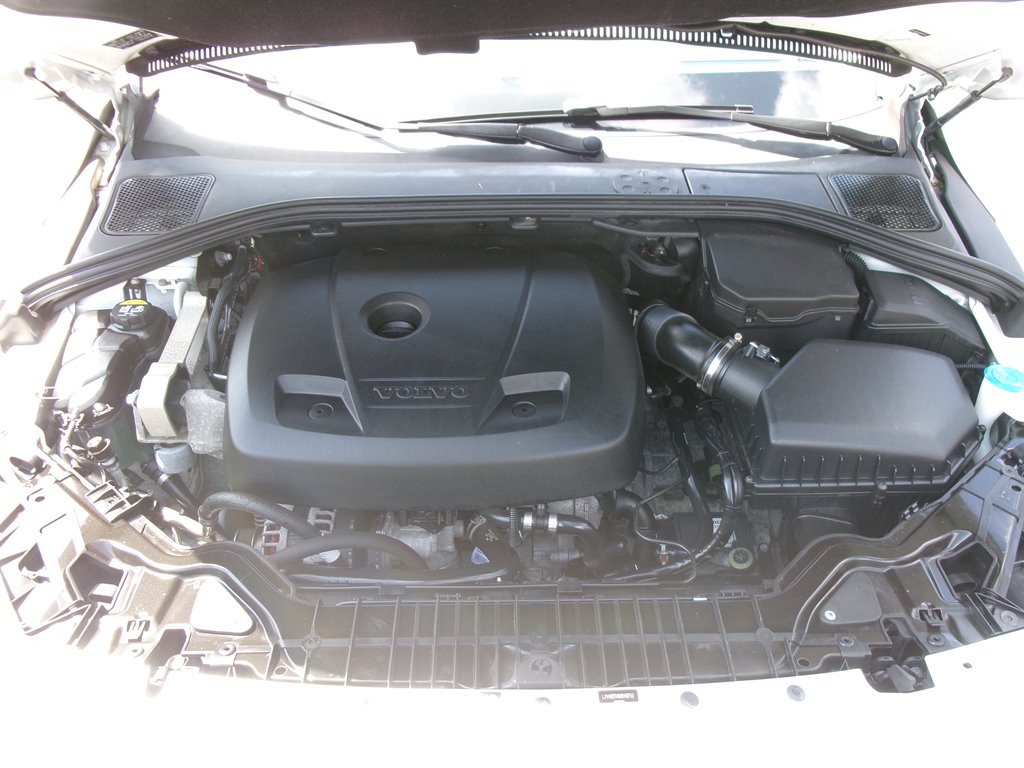 2017 Volvo S60 - $12,995
