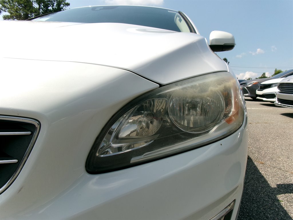 2017 Volvo S60 - $12,995