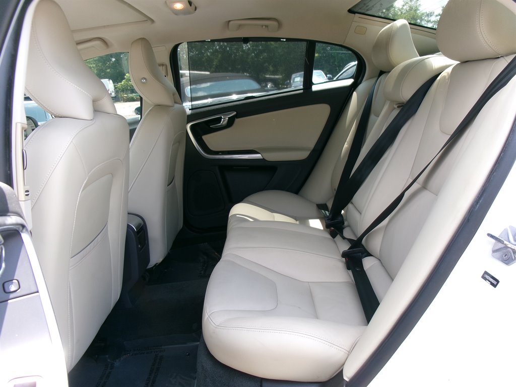 2017 Volvo S60 - $12,995
