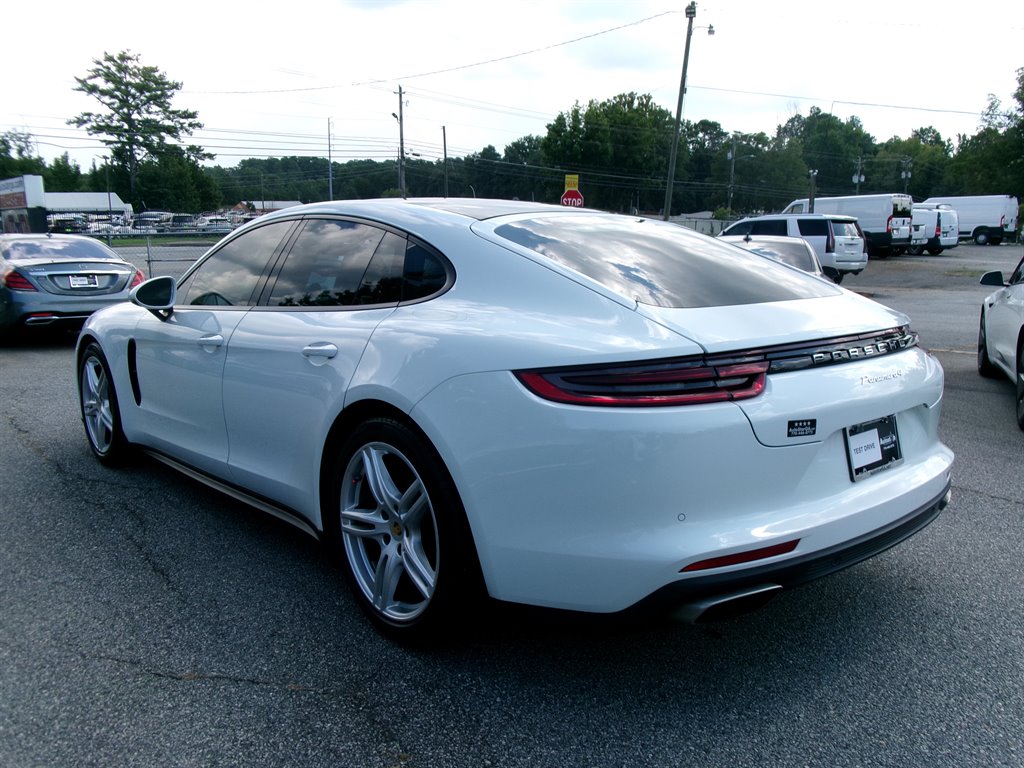 2018 Porsche Panamera - $32,995