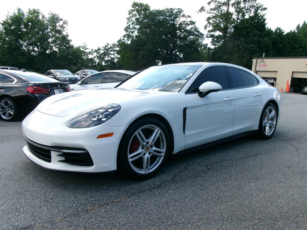 2018 Porsche Panamera - $32,995