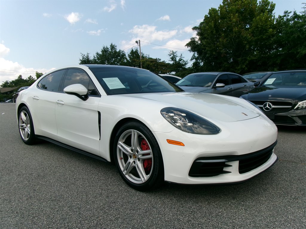 2018 Porsche Panamera - $32,995
