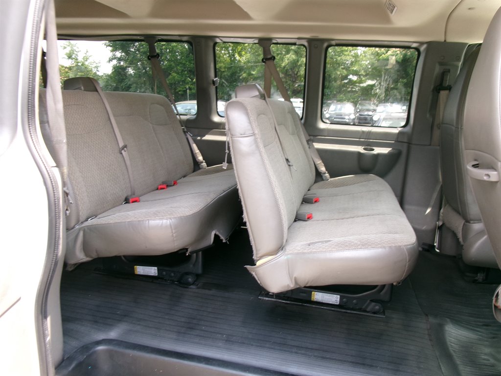 2021 Chevrolet Express - $28,995