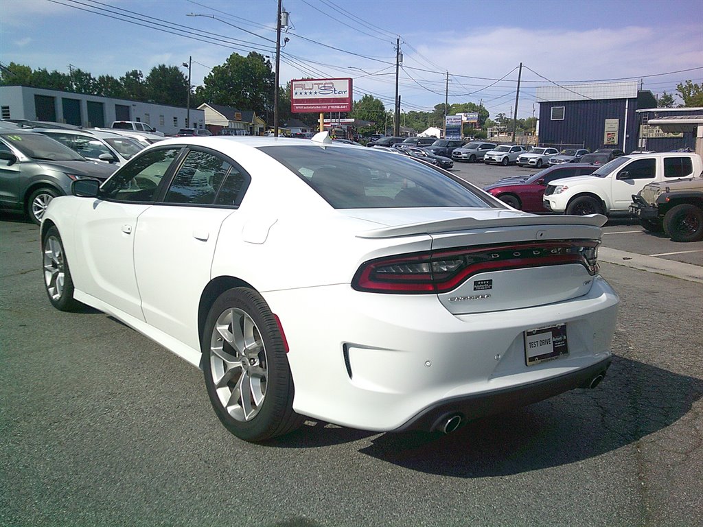 2022 Dodge Charger - $22,995
