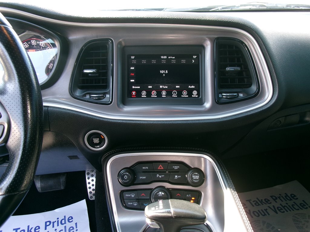 2022 Dodge Challenger - $34,995