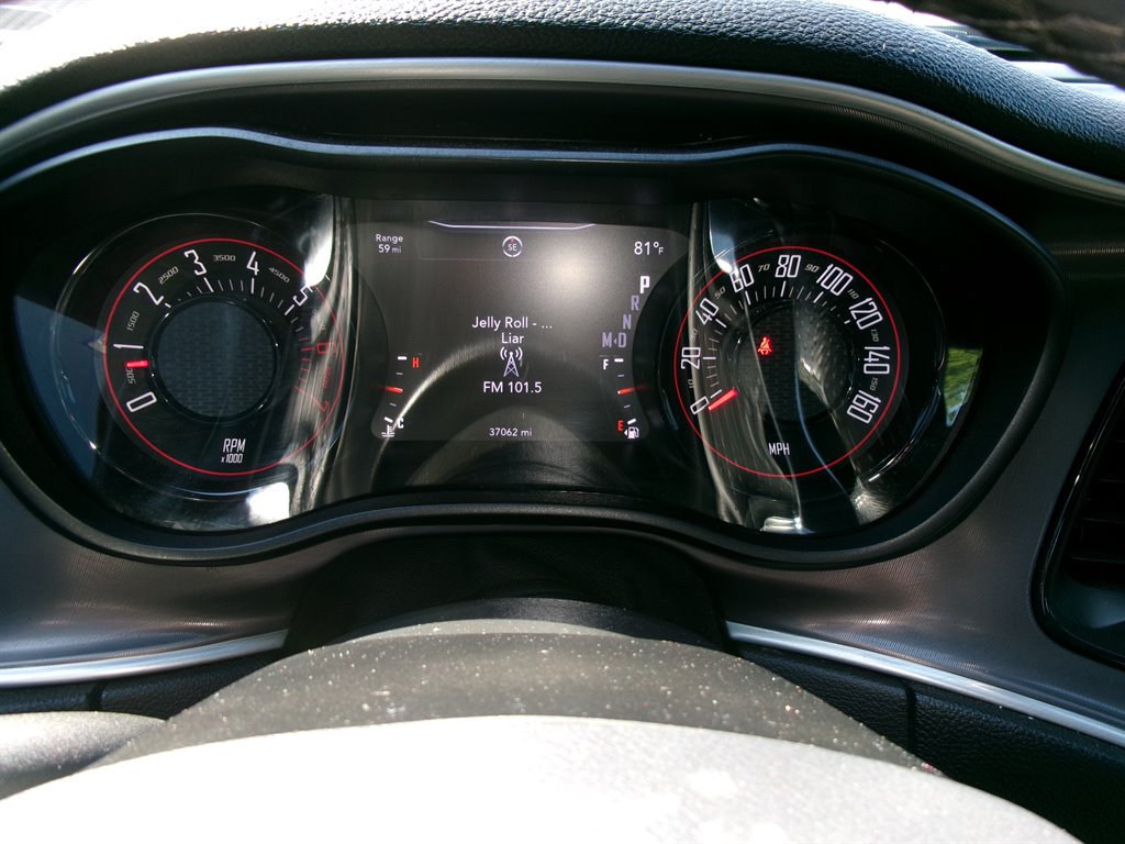2022 Dodge Challenger - $34,995