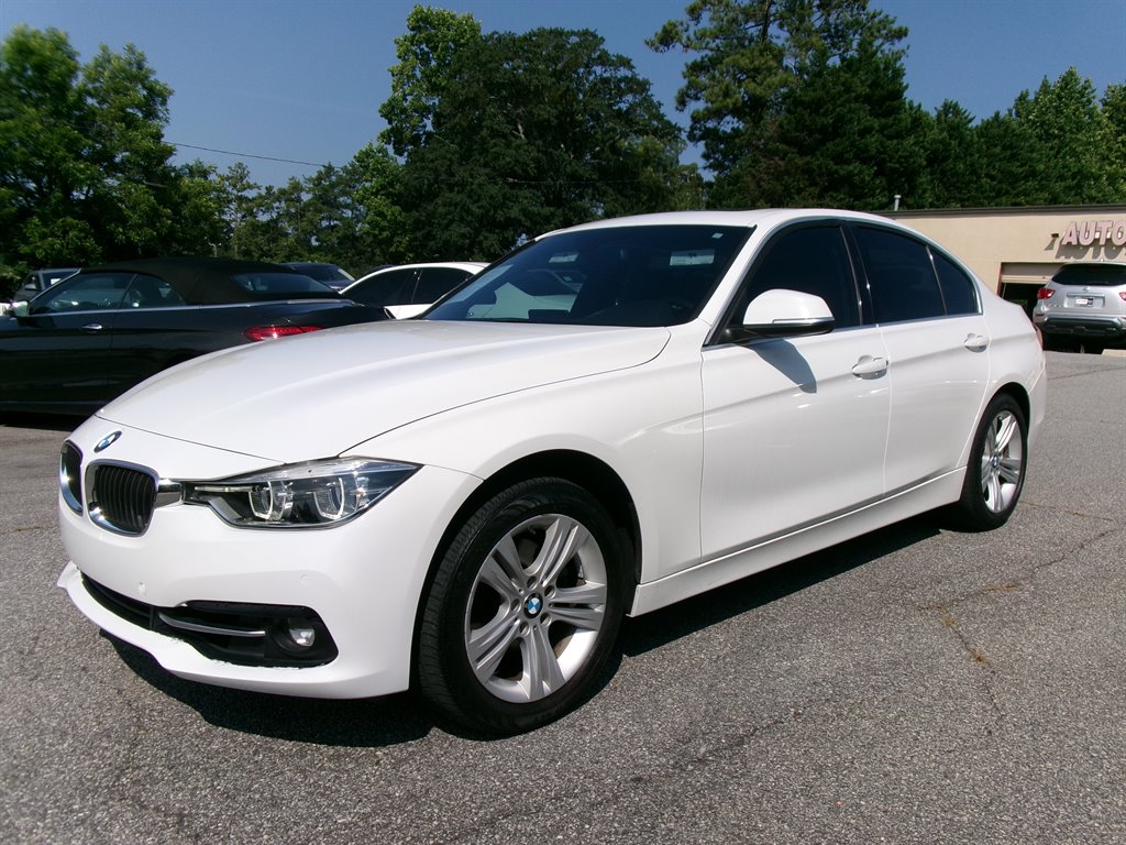 2018 BMW 330i - $12,995