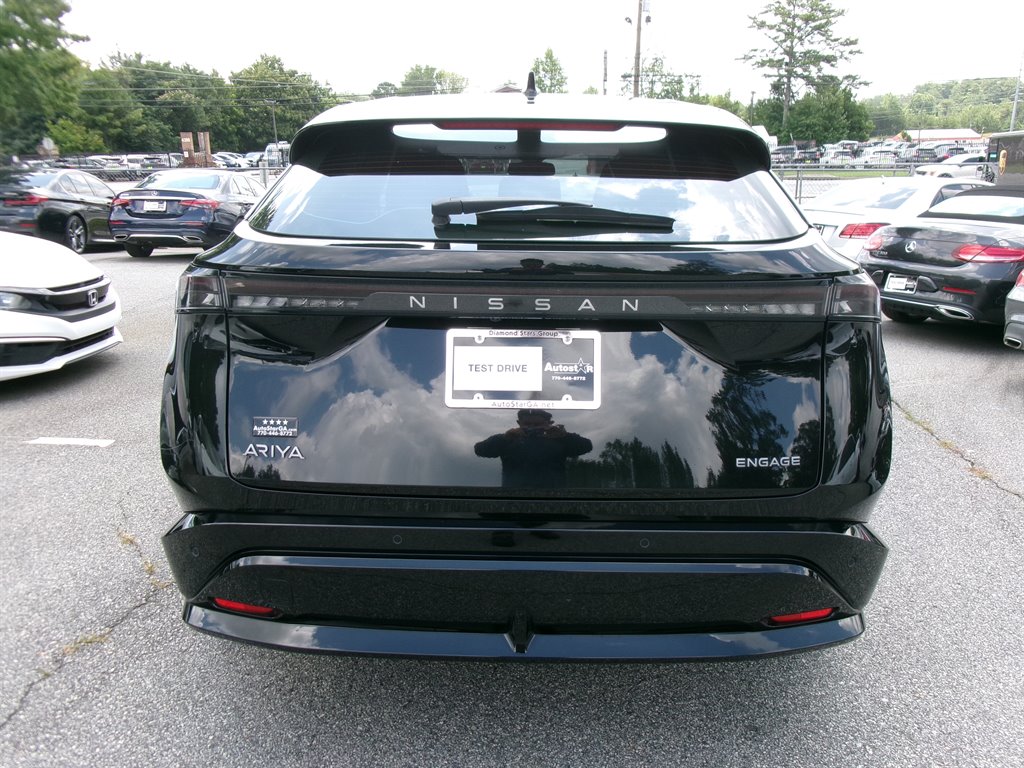 2023 Nissan Ariya Hatchback - $17,995