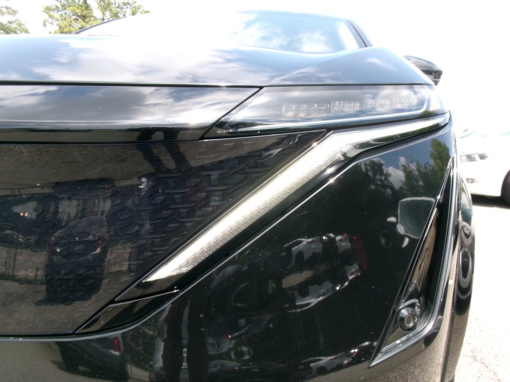 2023 Nissan Ariya Hatchback - $17,995