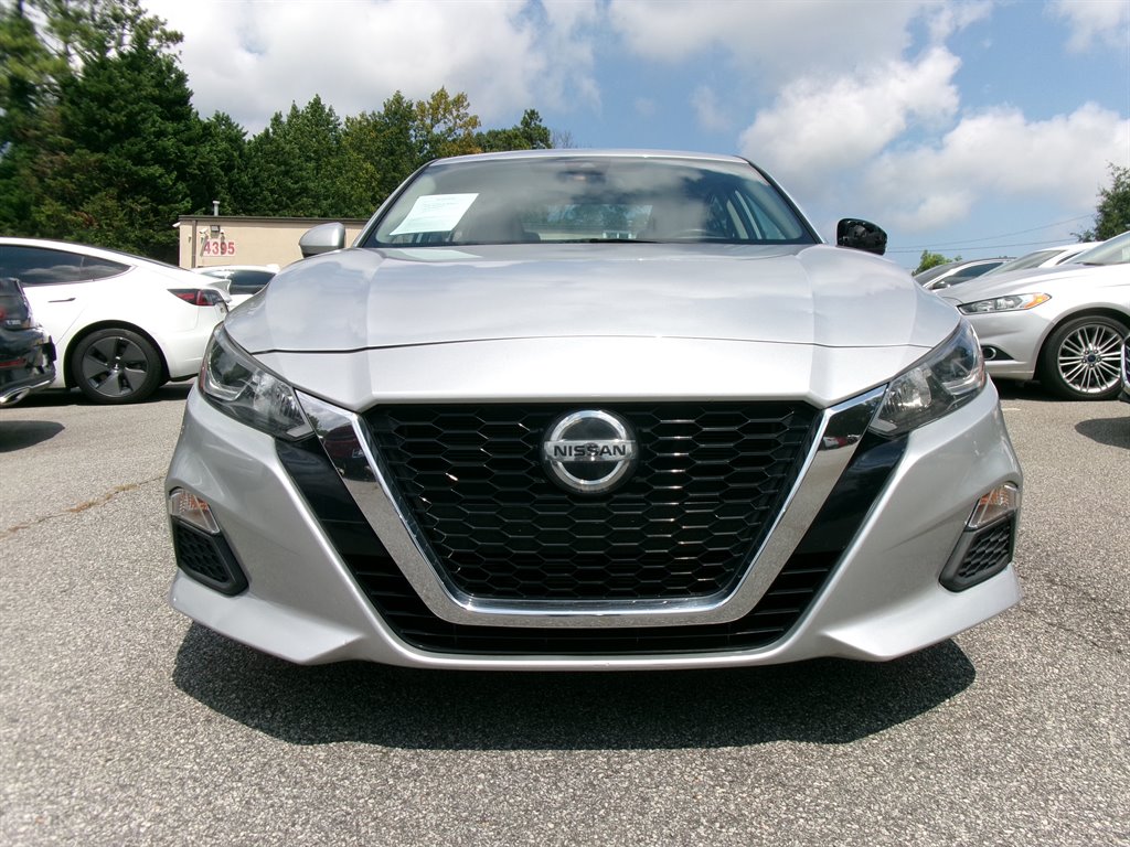 2021 Nissan Altima - $14,995