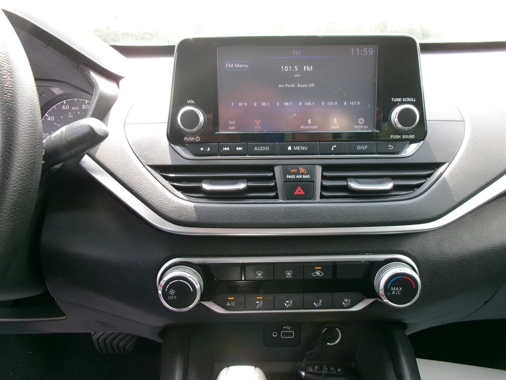 2021 Nissan Altima - $14,995