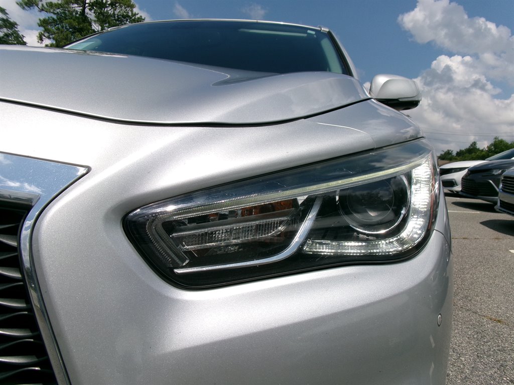 2017 INFINITI QX60 - $13,995