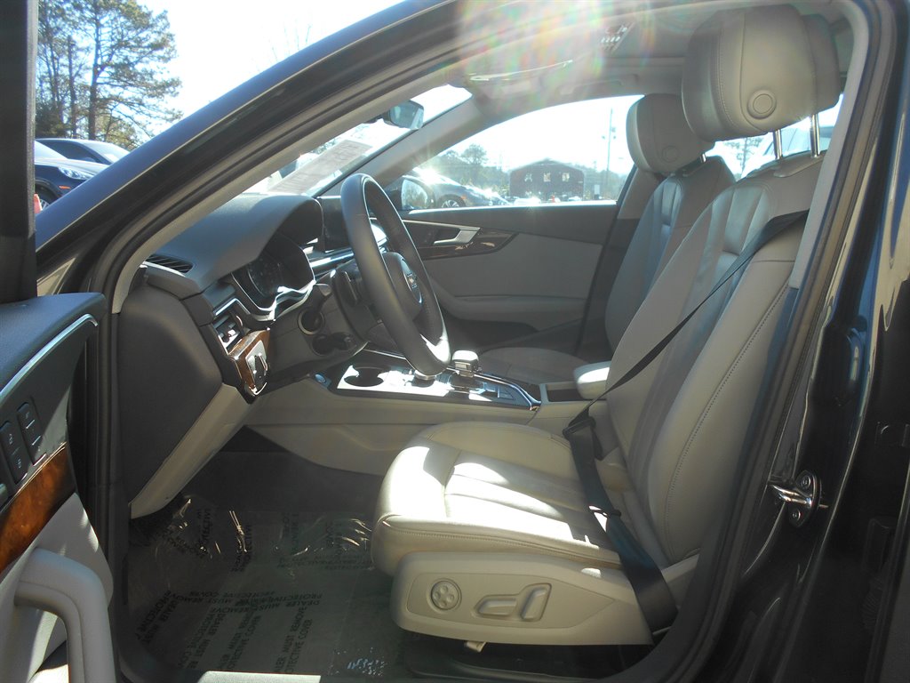 2019 Audi A4 Premium photo