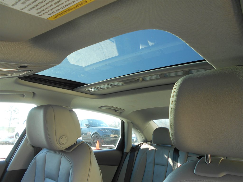 2019 Audi A4 Premium photo