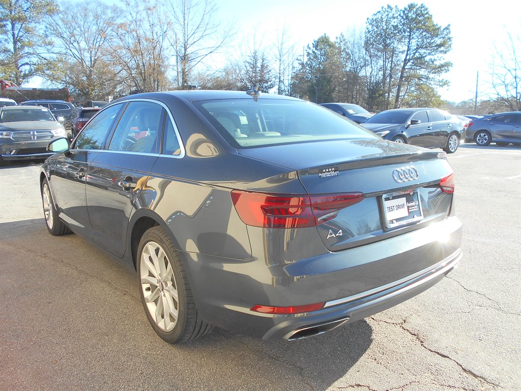 2019 Audi A4 Premium photo