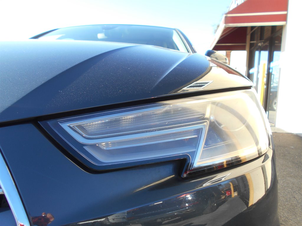 2019 Audi A4 Premium photo