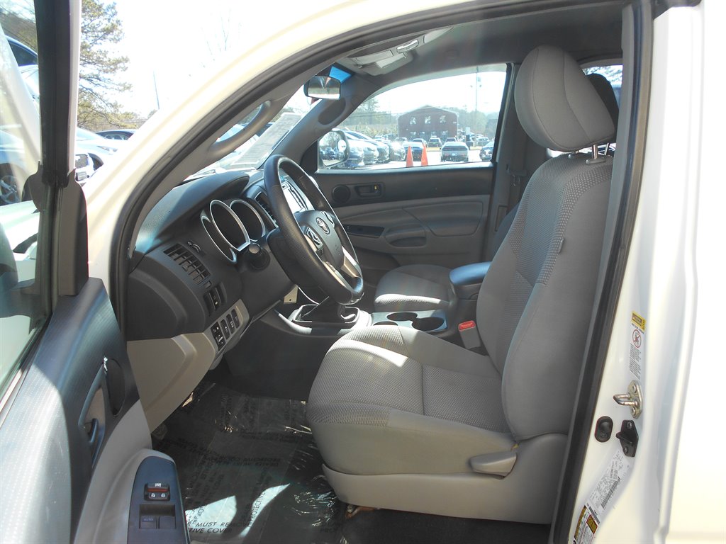 2014 Toyota Tacoma - $15,995