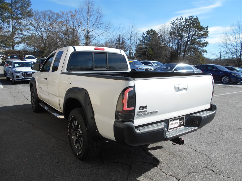 2014 Toyota Tacoma - $15,995